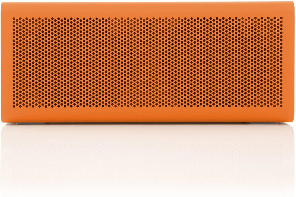 805 Portable Wireless Bluetooth Speaker 18 Hour Playtime Built-in 4400 mAh Power Bank Charger