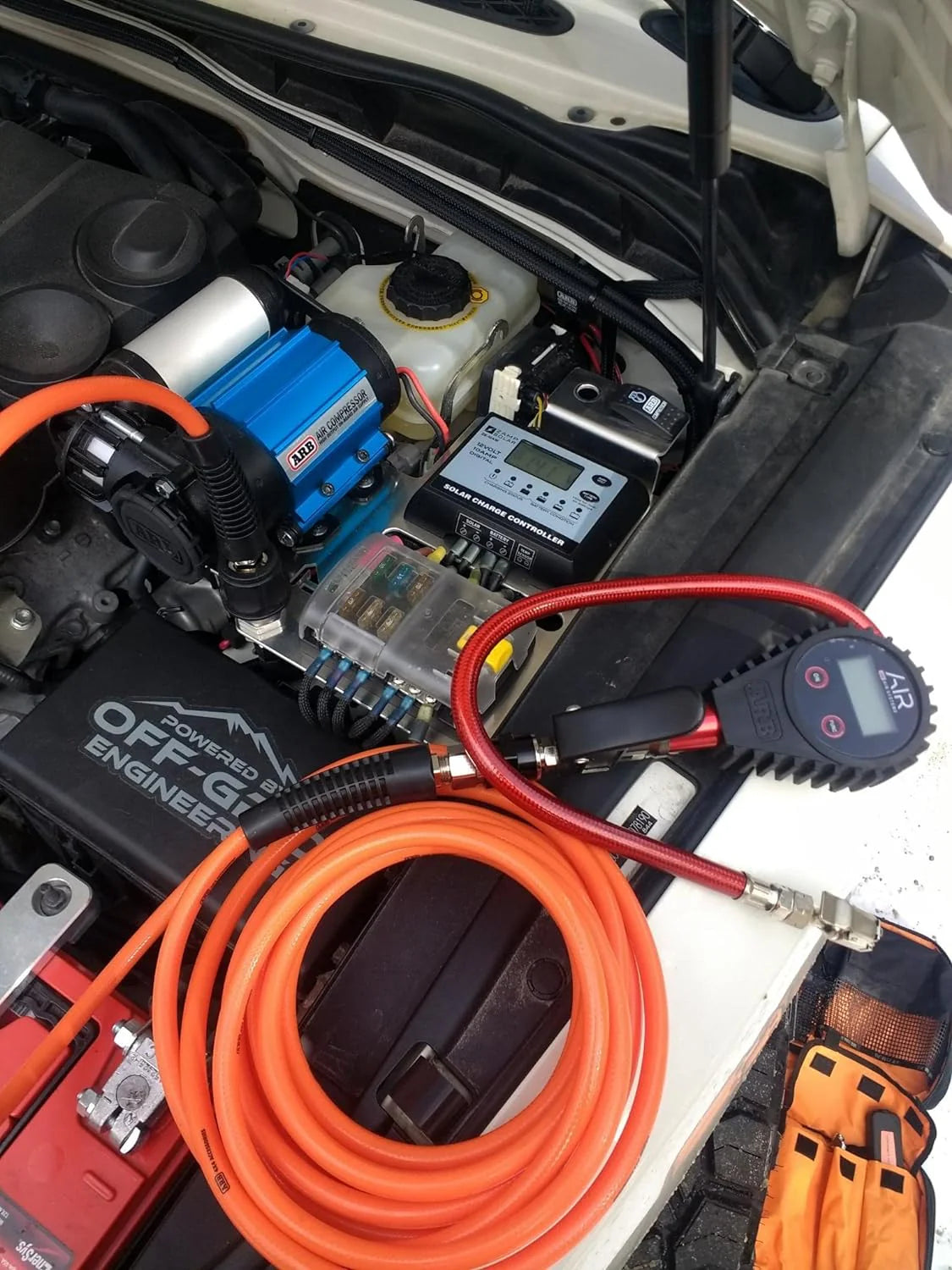 12V' On-Board Twin High Performance Air Compressor, Ideal for Air Lockers Locking Differentials, Tire Inflator, Air Horn, Air Tools and Pneumatic Tools.