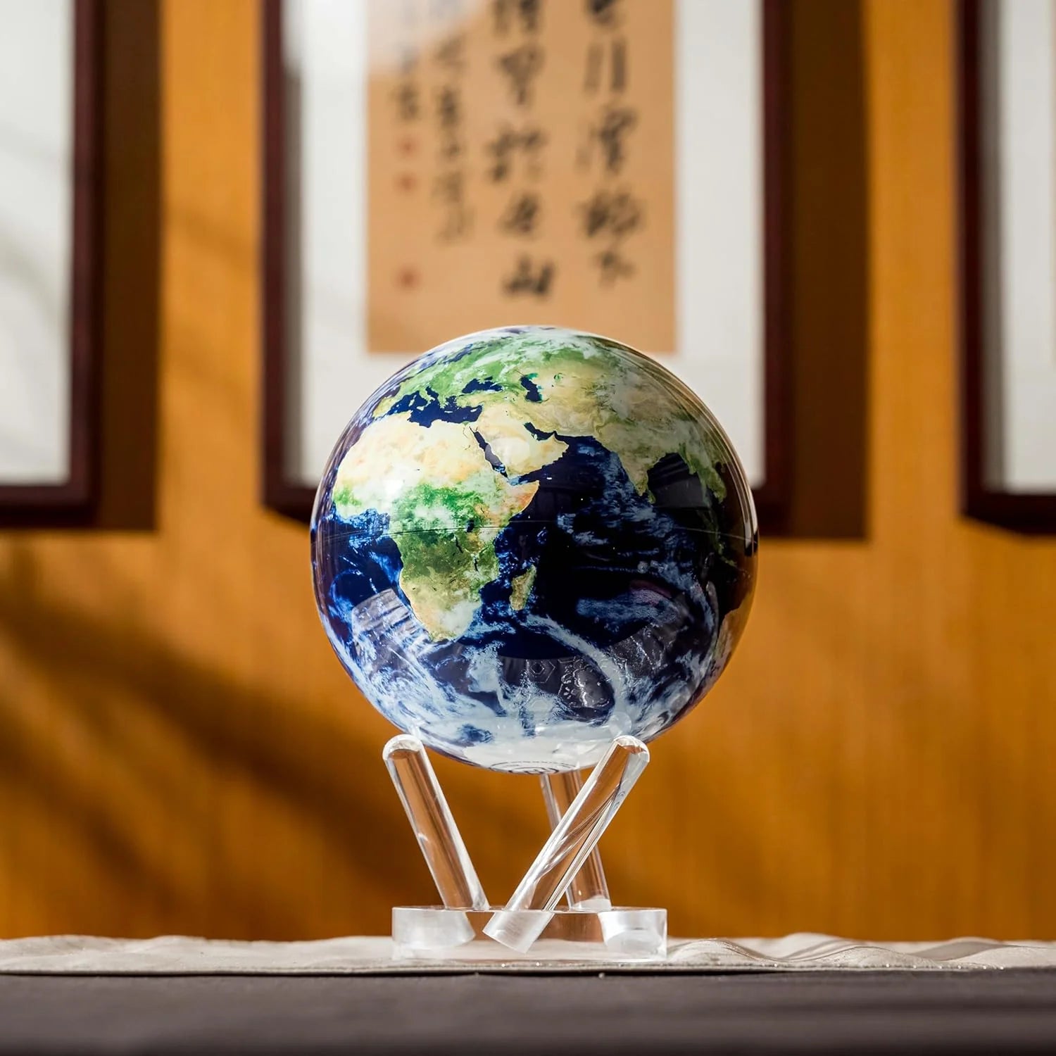 MOVA 4.5 Self-Rotating Globe Earth with Clouds, Light Powered